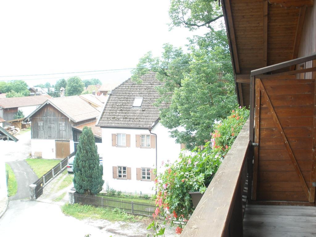 Hotel Alpengasthof zur Loisach Grossweil Zimmer foto