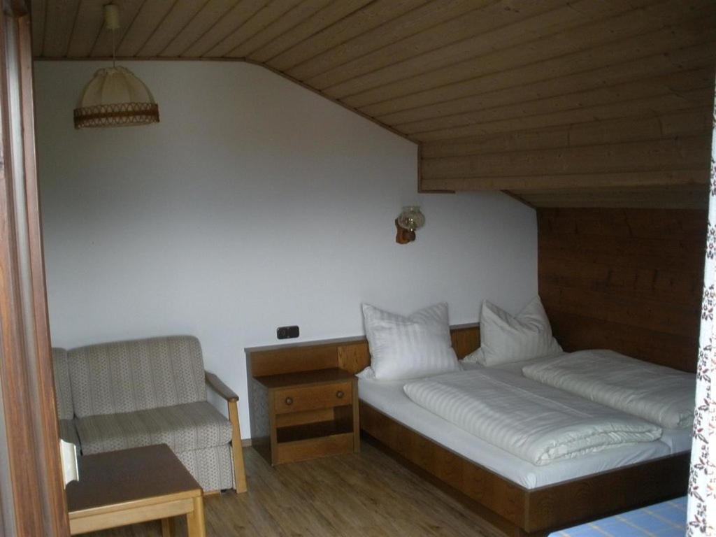 Hotel Alpengasthof zur Loisach Grossweil Exterior foto